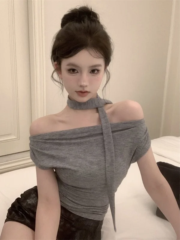 Ele Pure Desire ort Sve One oulder Waist Cinched Top Women's Summer Sweet Spicy Girl Pleated Design High-End Feeli...
Ele Pure Desire ort Sve One oulder Waist Cinched Top Women's Summer Sweet Spicy Girl Pleated Design High-End Feeli...