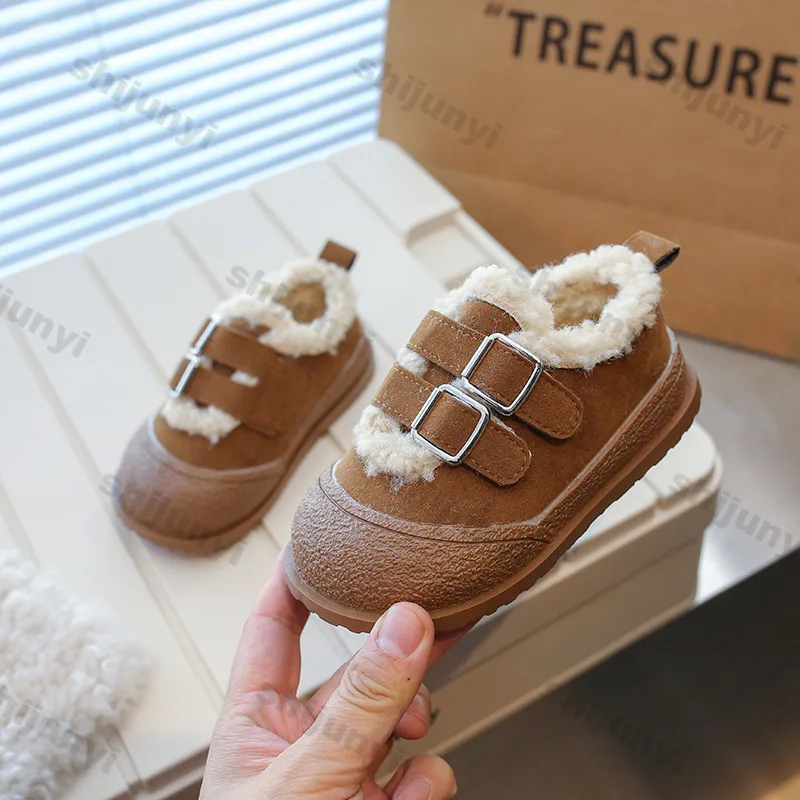 Children's Thick Cotton Shoes Kids Plush Thickened Anti-skid Shoe Boys Warm Sports Shoes Baby Soft Comfortable Winter Sneakers
Children's Thick Cotton Shoes Kids Plush Thickened Anti-skid Shoe Boys Warm Sports Shoes Baby Soft Comfortable Winter Sneakers
