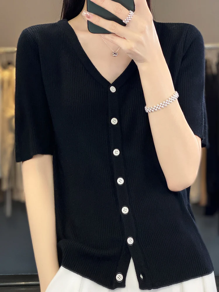 Spring Autumn Wide Brim V-Neck Solid Color Short Sleeve Cardigan 100% Merino Wool Knitwear Women Sweater Simple Style Tops
Spring Autumn Wide Brim V-Neck Solid Color Short Sleeve Cardigan 100% Merino Wool Knitwear Women Sweater Simple Style Tops