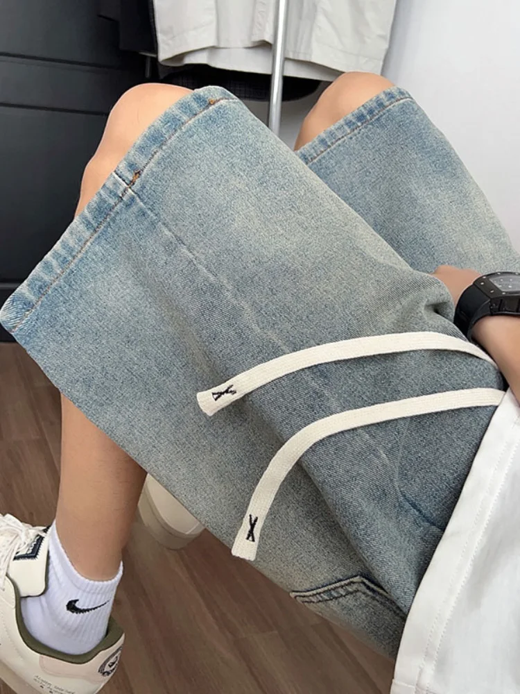 American Style Men's Short Jeans Summer Thin Loose Wide Leg Straight Casual Five-Point Pants Trendy Versatile Youth Fashion
American Style Men's Short Jeans Summer Thin Loose Wide Leg Straight Casual Five-Point Pants Trendy Versatile Youth Fashion