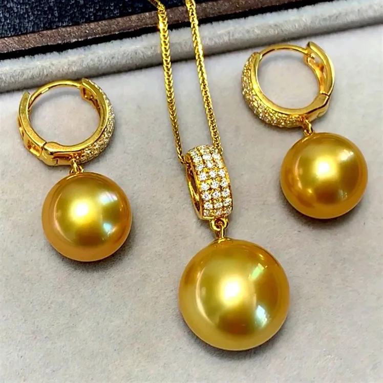 Factory Wholesale Luxury Women's Tahitian Pearl Set Gold Plated Earring Necklace Ring Jewelry
Factory Wholesale Luxury Women's Tahitian Pearl Set Gold Plated Earring Necklace Ring Jewelry