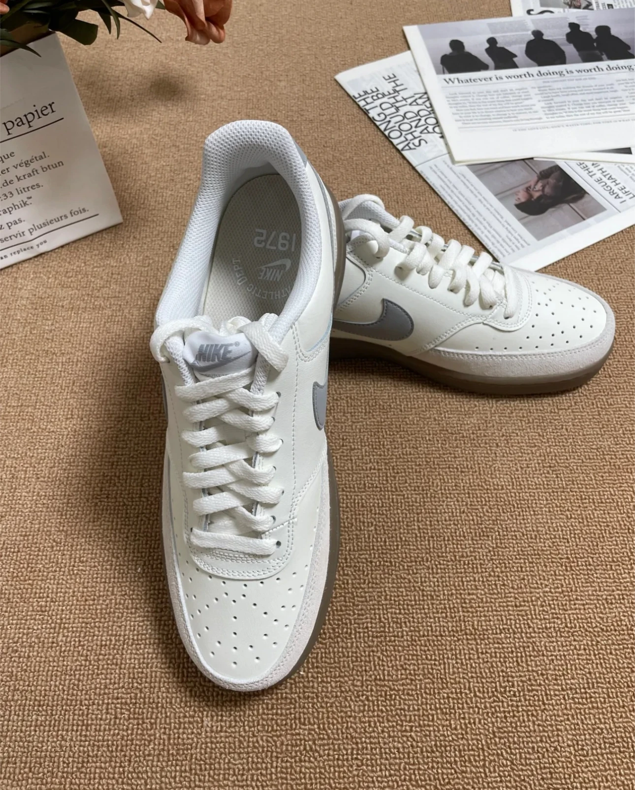 Nike Court Vision Comfortable Simple Non Slip Low Top Board Shoes for Both Men and Women White Gray HV2530-100
Nike Court Vision Comfortable Simple Non Slip Low Top Board Shoes for Both Men and Women White Gray HV2530-100