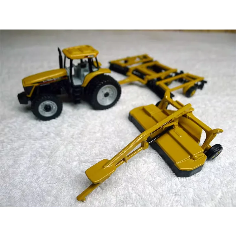 Diecast ERTL 1:64 Scale Challenger Set Alloy Tractor Model Collectible Toy Gift Souvenir Display Ornament
Diecast ERTL 1:64 Scale Challenger Set Alloy Tractor Model Collectible Toy Gift Souvenir Display Ornament