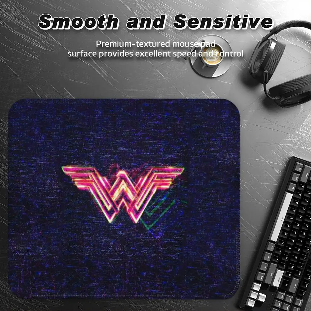 The W-Wonder Woman Logo Mouse Pad Small Desk Pad Desktop Computer Keyboard Wireless Mouse Boy Gift For Play Games Coasters
The W-Wonder Woman Logo Mouse Pad Small Desk Pad Desktop Computer Keyboard Wireless Mouse Boy Gift For Play Games Coasters