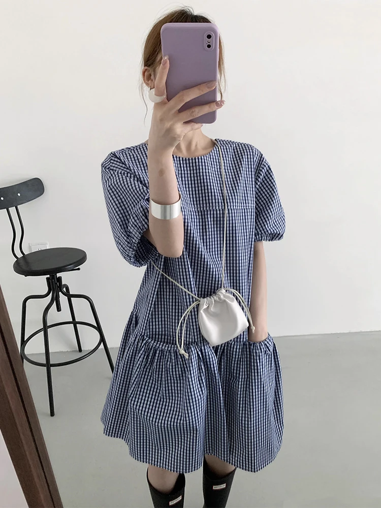 Gagarich Cute Age Reducing Double Pocket Plaid Dress Women Summer 2025 Retro Niche Bubble Sleeve Short Dresses
Gagarich Cute Age Reducing Double Pocket Plaid Dress Women Summer 2025 Retro Niche Bubble Sleeve Short Dresses