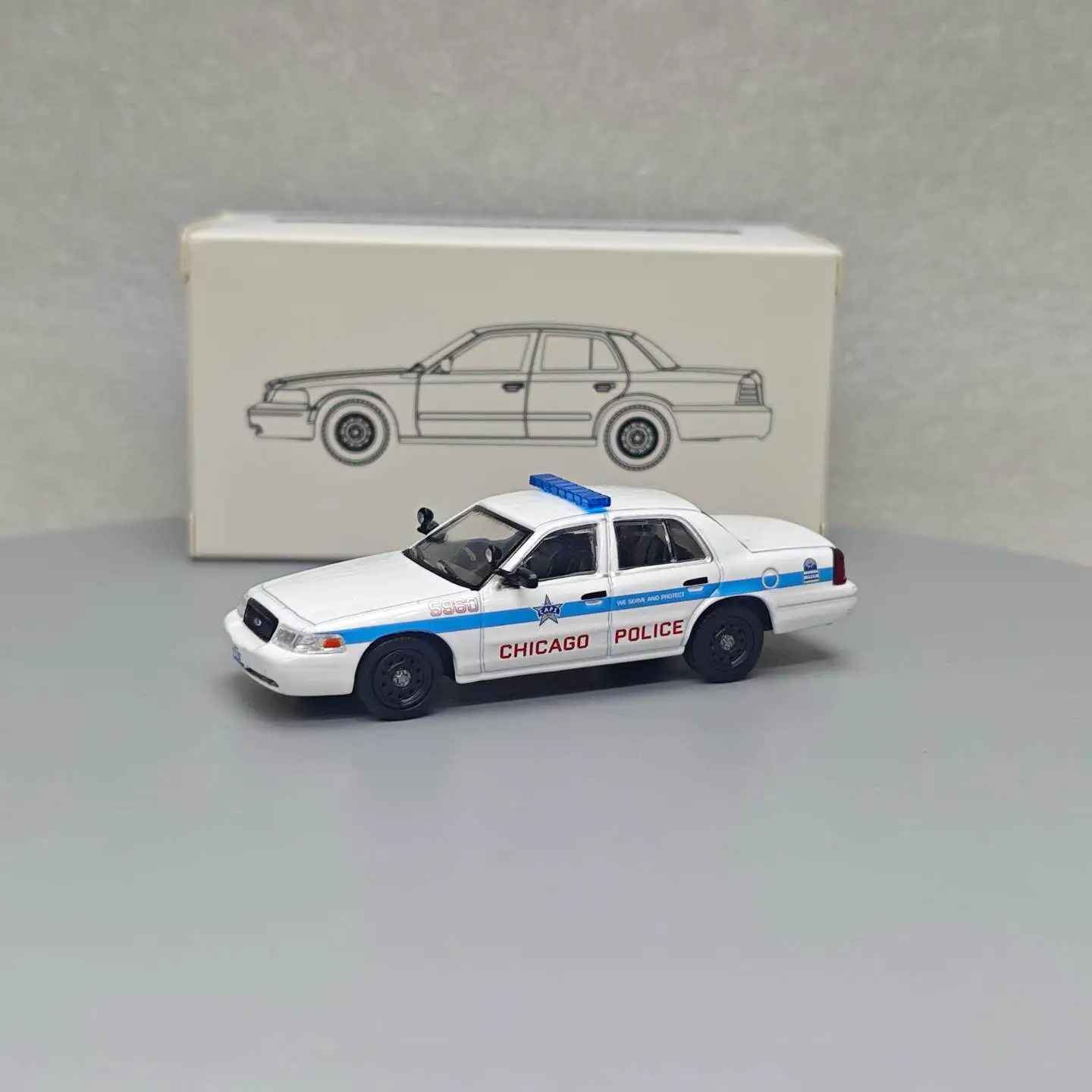 596 1:64 FCV Crown Victoria - Illinois Chicago Police Department 596 76Diecast Alloy Car Model Collectible Gift
596 1:64 FCV Crown Victoria - Illinois Chicago Police Department 596 76Diecast Alloy Car Model Collectible Gift