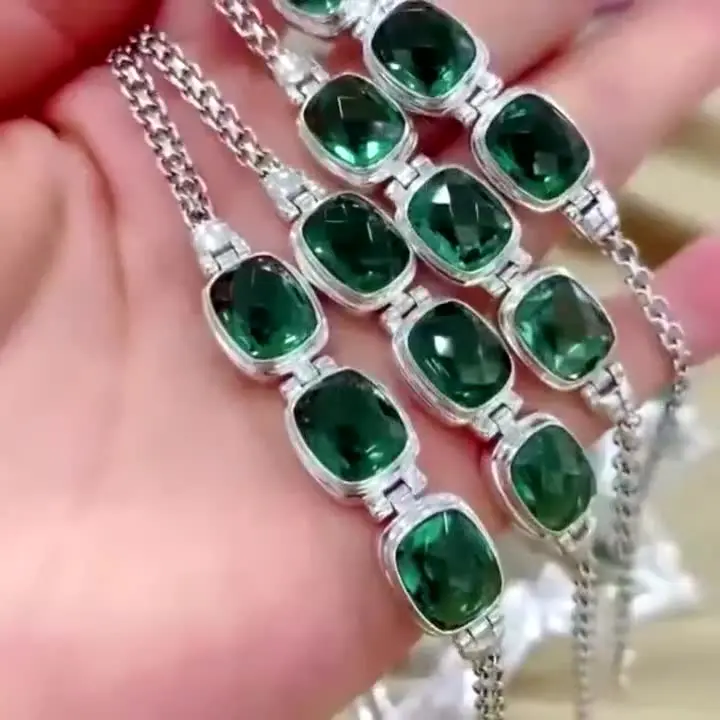 Heavy Balinese Style Green Crystal Bracelet Chain For Women Mancuernas Ajustables Fashion Simple Special
Heavy Balinese Style Green Crystal Bracelet Chain For Women Mancuernas Ajustables Fashion Simple Special