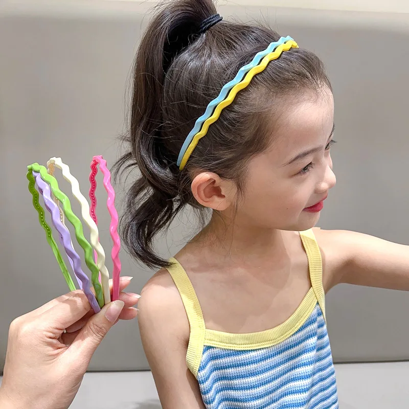 6pcs Candy Color Wavy Headband for Kids Sweet Tooth Wash Face Hair Band Fashion Girls Hair Accessories
6pcs Candy Color Wavy Headband for Kids Sweet Tooth Wash Face Hair Band Fashion Girls Hair Accessories