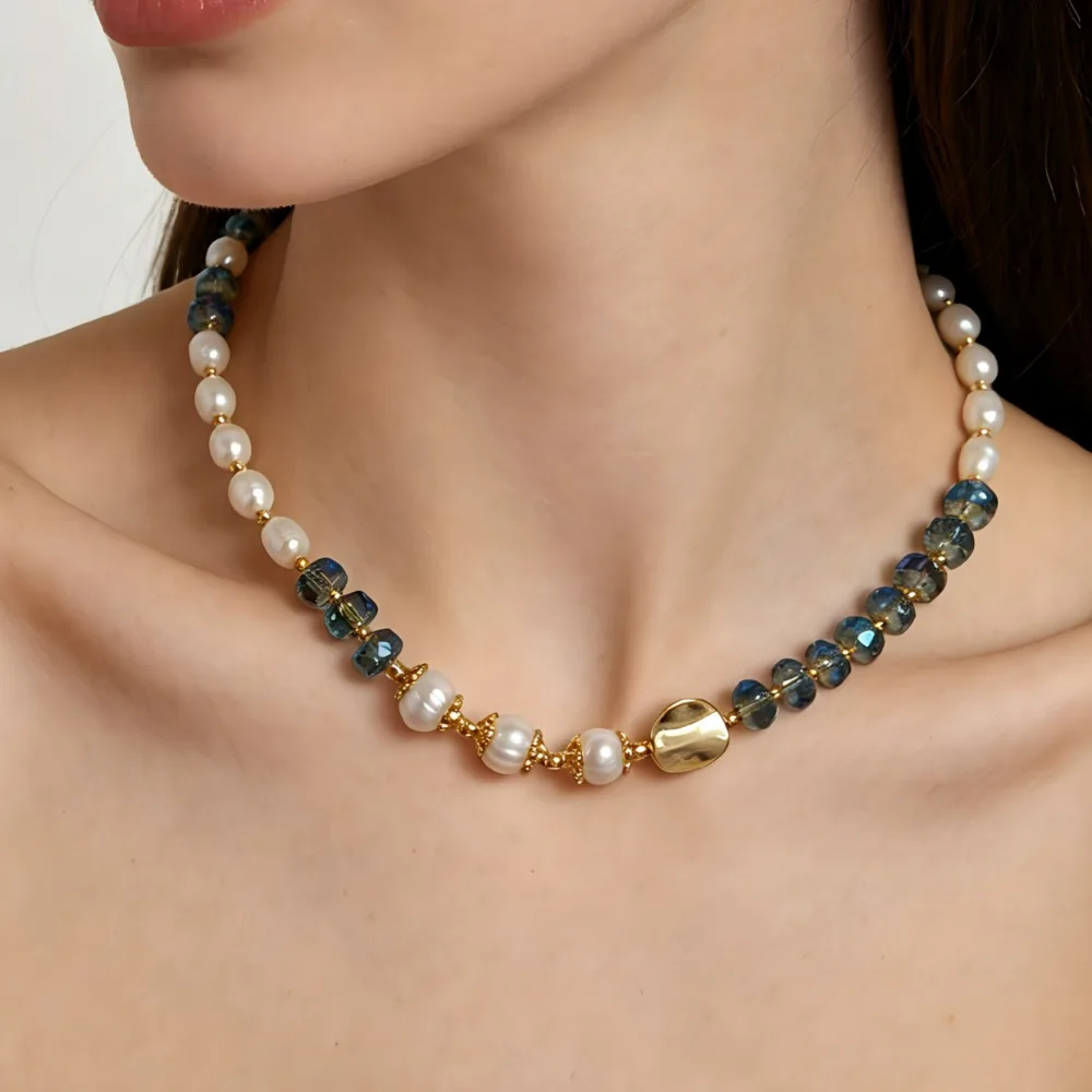 Natural Freshwater Pearl Strand Chain Necklace Russia Style Retro Palace Clavicle Chain Light Luxury Blue Glass Beaded Necklace
Natural Freshwater Pearl Strand Chain Necklace Russia Style Retro Palace Clavicle Chain Light Luxury Blue Glass Beaded Necklace