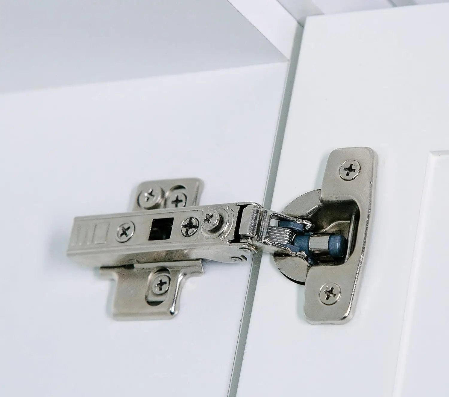 Soft Close Cabinet Hinge Set - 20 Frameless Full Overlay Hinges for Kitchen Cabinets with Adjustable Closing Speeds
Soft Close Cabinet Hinge Set - 20 Frameless Full Overlay Hinges for Kitchen Cabinets with Adjustable Closing Speeds