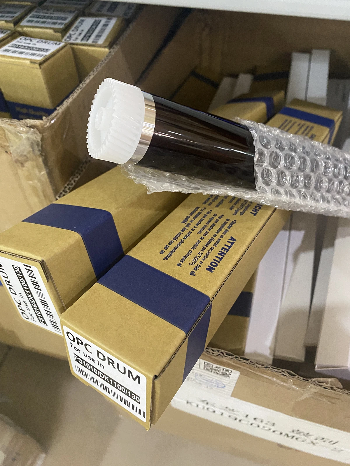 1 шт. OPC БАРАБАН для Kyocera FS1016 FS1028 FS1100 FS1128 FS1035 FS1135 FS1320 FS1350 FS1370 FS1300 FS720 FS920 KM2810 
1 шт. OPC БАРАБАН для Kyocera FS1016 FS1028 FS1100 FS1128 FS1035 FS1135 FS1320 FS1350 FS1370 FS1300 FS720 FS920 KM2810