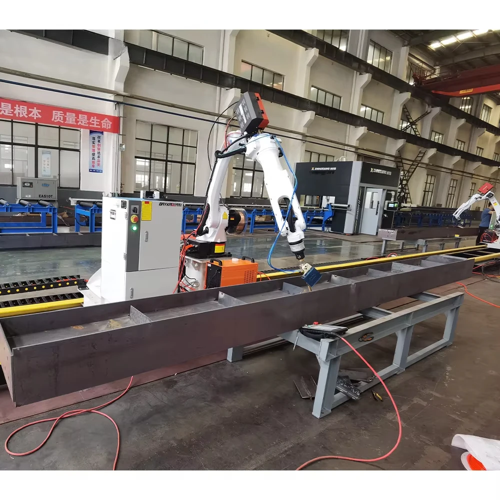 6-Axis MIG/MAG Welding Robot on 7th Axis Linear Track for Long Structural Steel Components
6-Axis MIG/MAG Welding Robot on 7th Axis Linear Track for Long Structural Steel Components
