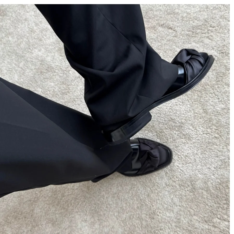 Satin Bow Knot Black Leather Men's Loafers Elegant Design Square Toe Slip On Dress Shoes Formal Business Wedding Footwear
Satin Bow Knot Black Leather Men's Loafers Elegant Design Square Toe Slip On Dress Shoes Formal Business Wedding Footwear
