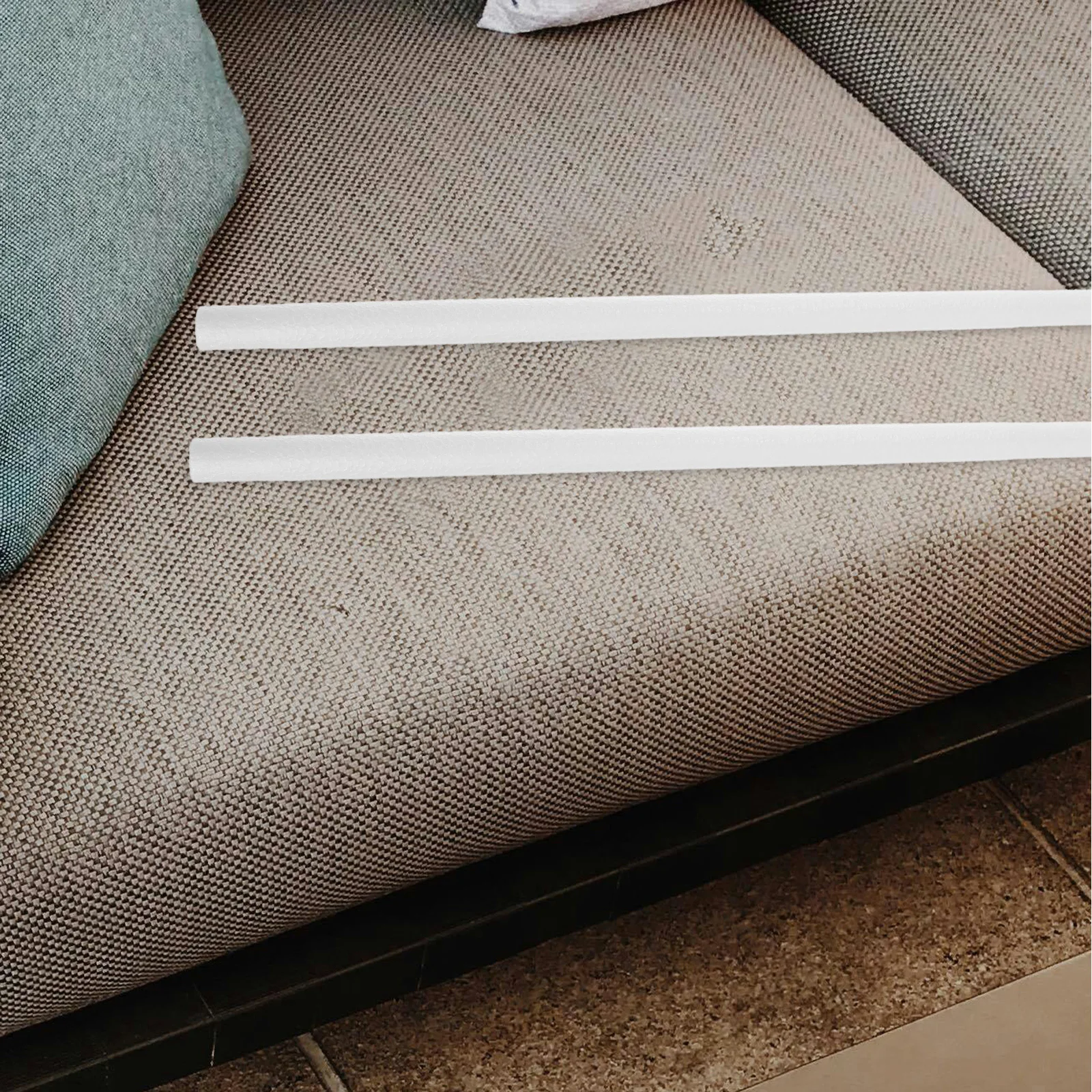 10 Pcs Foam Strips High Density Protective Sealing Insulation Furniture Craft Gap Filler Sofa Cylinder Anti Collision
10 Pcs Foam Strips High Density Protective Sealing Insulation Furniture Craft Gap Filler Sofa Cylinder Anti Collision
