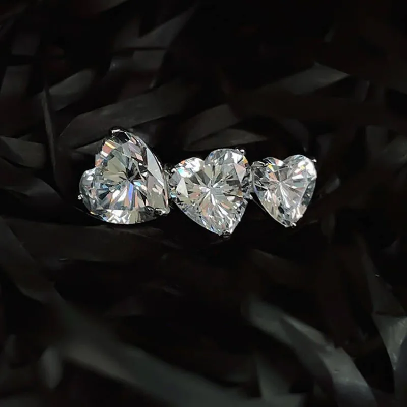 NEW Fashion Love Connected With Diamond Couple Rings For Women Zircon Silver-Plated Heart Shape Engagement Bridal Gift Jewelry
NEW Fashion Love Connected With Diamond Couple Rings For Women Zircon Silver-Plated Heart Shape Engagement Bridal Gift Jewelry