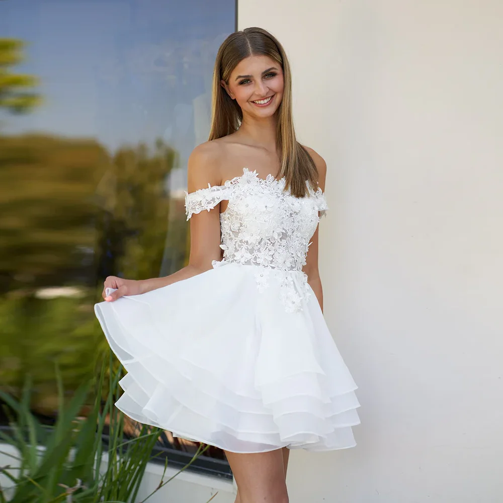Customized Off-Shoulder Organza Wedding Party Dress Floral Lace Lace up Short Mini Wedding Bride Gown
Customized Off-Shoulder Organza Wedding Party Dress Floral Lace Lace up Short Mini Wedding Bride Gown