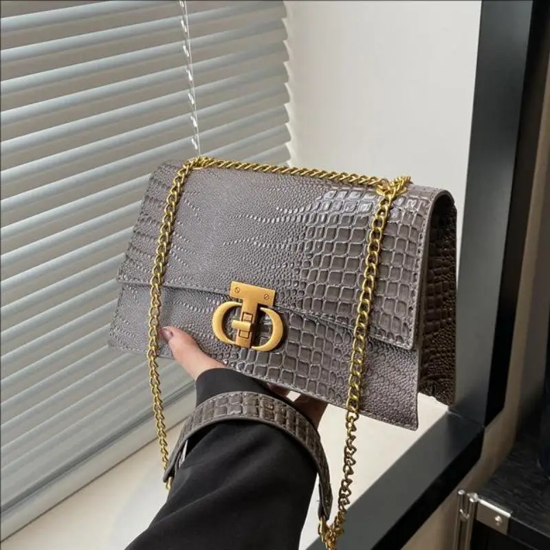 New Faionable Women's Crossbody oulder Bag Versatile Quali Design Chain Strap Sli Bag for All Ocns
New Faionable Women's Crossbody oulder Bag Versatile Quali Design Chain Strap Sli Bag for All Ocns