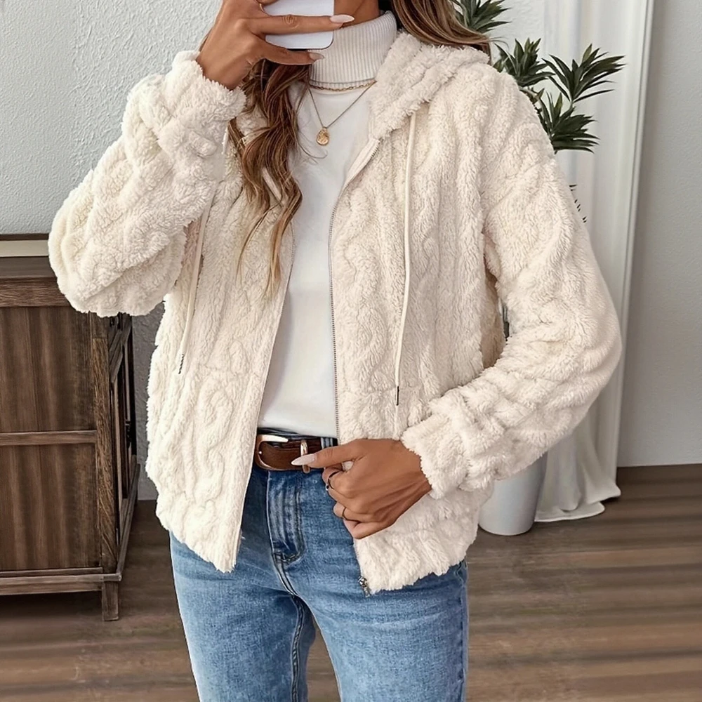 Women's Zipper Plush Hooded Jacket Long Sleeve European American Style Fluffy Short Coat Outerwear for Casual Occasions
Women's Zipper Plush Hooded Jacket Long Sleeve European American Style Fluffy Short Coat Outerwear for Casual Occasions