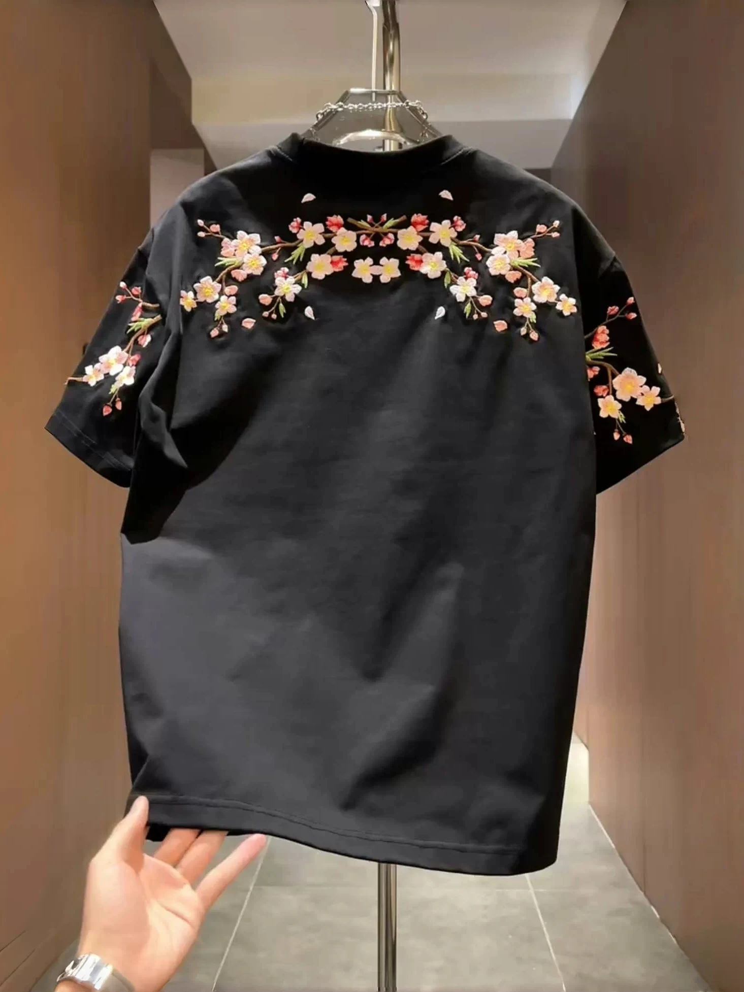 plus Size Women's T-Shirt Embroidered Casual round Neck Short Sleeve Breathable Polyester Summer Fashion Floral Print Top
plus Size Women's T-Shirt Embroidered Casual round Neck Short Sleeve Breathable Polyester Summer Fashion Floral Print Top