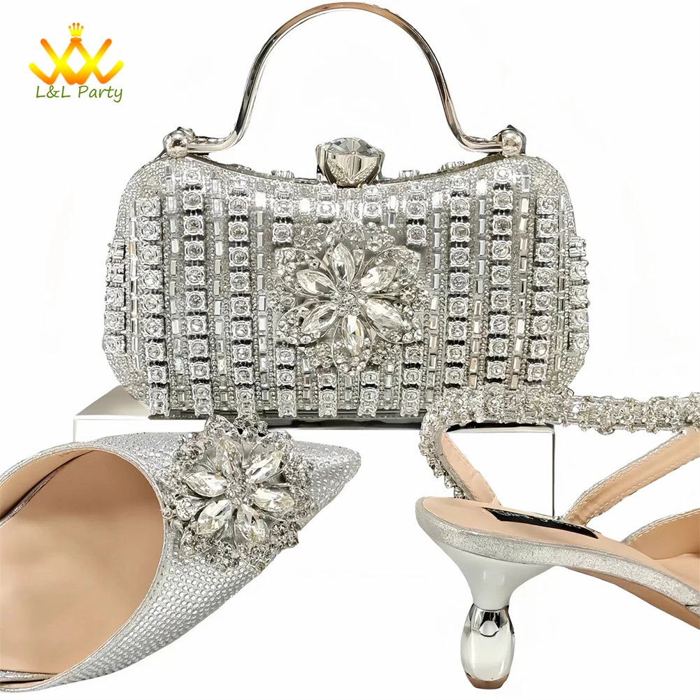 2025 New Fashion Italian Design Shoes and Bag Set to Match in Silver Color Mature Ladies Pointed Toe Pumps for Wedding
2025 New Fashion Italian Design Shoes and Bag Set to Match in Silver Color Mature Ladies Pointed Toe Pumps for Wedding