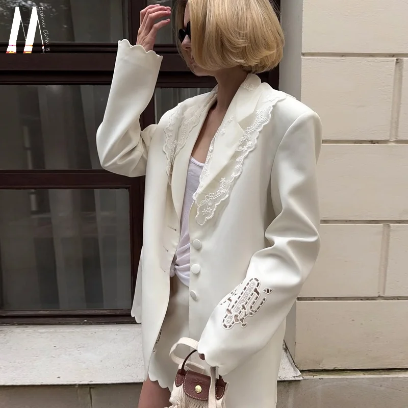 Elegant Casual White Lace Embroidery Suit Jacket Women's Fashion Design Spring 2025 Classic Silhouette Long Sleeve Single Button
Elegant Casual White Lace Embroidery Suit Jacket Women's Fashion Design Spring 2025 Classic Silhouette Long Sleeve Single Button