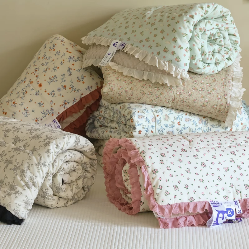 Двухслойное хлопковое одеяло из соевого волокна класса А, теплое, весна, осень, зима, сезонное использование, hine Waable с цветочным узором
Двухслойное хлопковое одеяло из соевого волокна класса А, теплое, весна, осень, зима, сезонное использование, hine Waable с цветочным узором