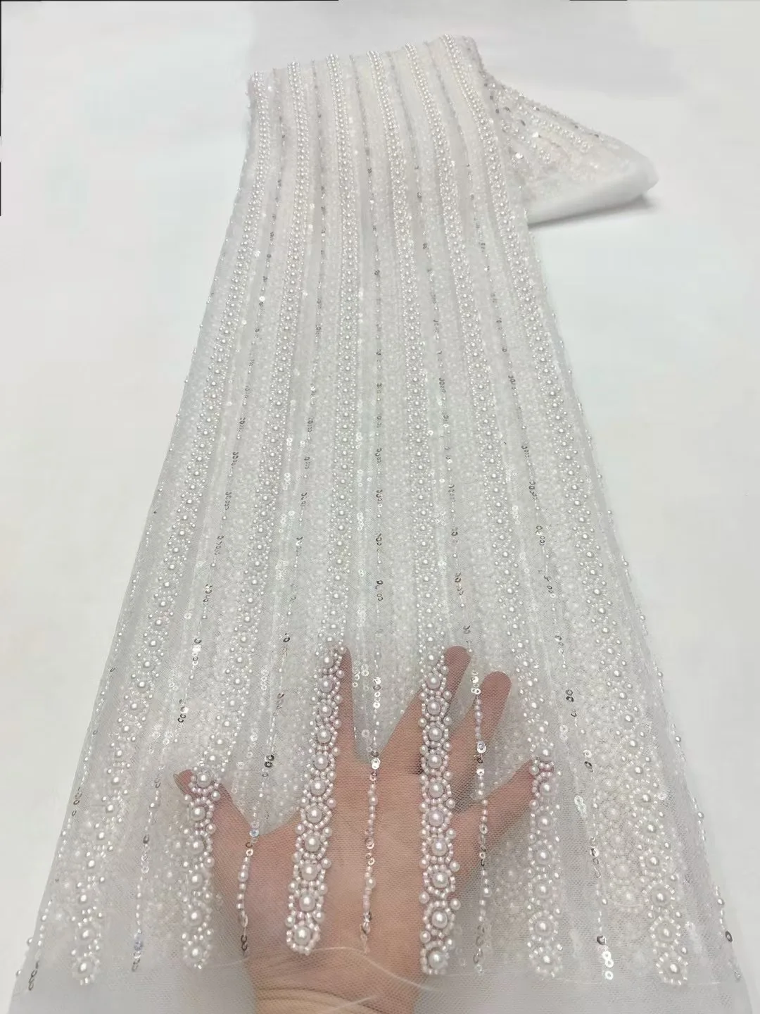 African Beaded Lace Fabric white Embroidered Nigerian Lace Fabrics Bridal High Quality French Net Lace Fabric 5 yards
African Beaded Lace Fabric white Embroidered Nigerian Lace Fabrics Bridal High Quality French Net Lace Fabric 5 yards