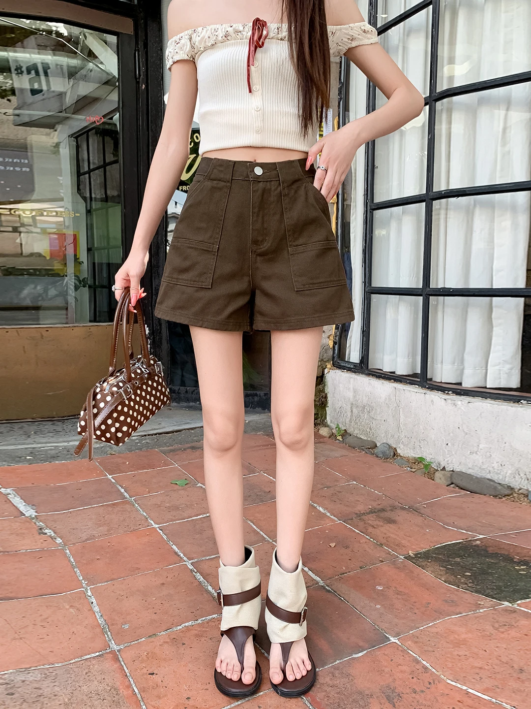 High Waist Wide Leg Brown Denim Shorts Women's Retro American Style Summer Fashion Slimming Hot Pants Cotton Polyester Blend
High Waist Wide Leg Brown Denim Shorts Women's Retro American Style Summer Fashion Slimming Hot Pants Cotton Polyester Blend