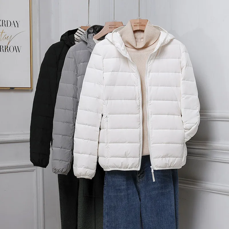 Autumn Winter Seamless Light Thin White Duck Down Jacket Women Hooded Down Coat Parkas Ladies Casual Loose Short Warm Outwears
Autumn Winter Seamless Light Thin White Duck Down Jacket Women Hooded Down Coat Parkas Ladies Casual Loose Short Warm Outwears