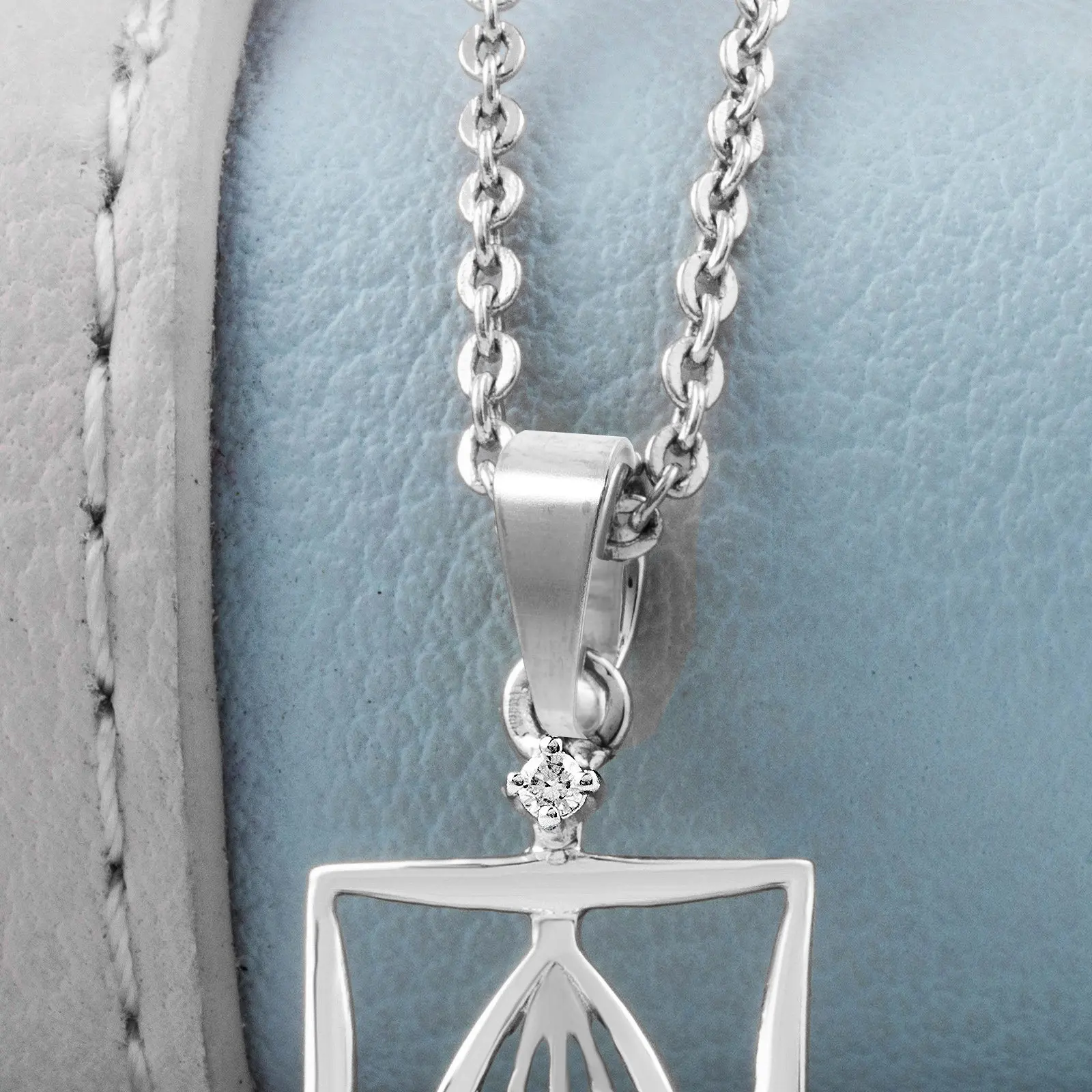 100Pcs Stainless Steel Jewelry Pendant Connection Buckles DIY Necklace Clasp Pendant Connect Clasp
100Pcs Stainless Steel Jewelry Pendant Connection Buckles DIY Necklace Clasp Pendant Connect Clasp