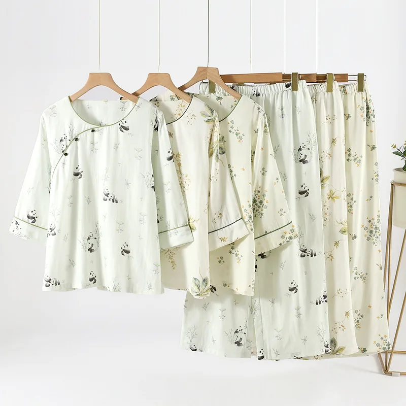 Women Pure Cotton Pajama Set Soft Breathable Vintage Floral Print Wrap Round Neck White Piped All Season Loungewear
Women Pure Cotton Pajama Set Soft Breathable Vintage Floral Print Wrap Round Neck White Piped All Season Loungewear