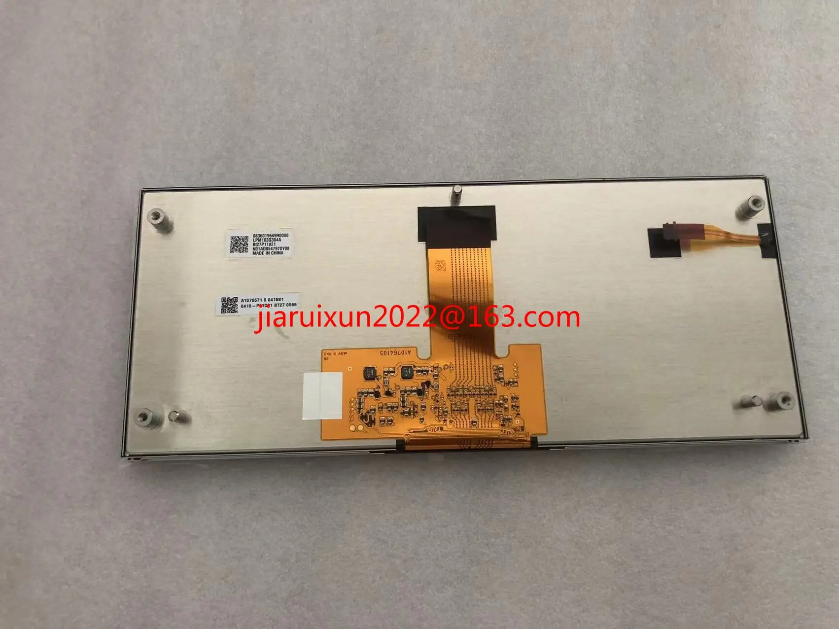 LPM103G304A BT28P11D21 ЖК-дисплей 10,3 дюйма для автомобильного дисплея ЖК-дисплея приборной панели
LPM103G304A BT28P11D21 ЖК-дисплей 10,3 дюйма для автомобильного дисплея ЖК-дисплея приборной панели