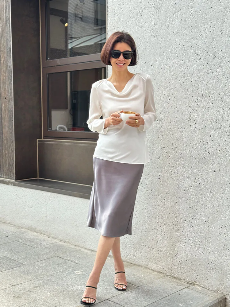 Атласная юбка для похудения с эластичной талией VI "Liu Jin ui Yue" M Home Origin Tee, ацетатная юбка для похудения с эластичной талией
Атласная юбка для похудения с эластичной талией VI "Liu Jin ui Yue" M Home Origin Tee, ацетатная юбка для похудения с эластичной талией