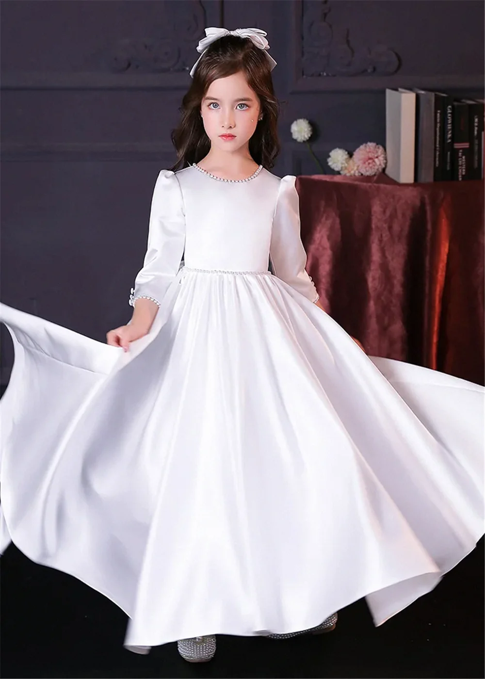 Customized White Flower Girl Dress for Wedding Concert Princess Bow Birthday Concert Junior Bridesmaid First Communion Gowns
Customized White Flower Girl Dress for Wedding Concert Princess Bow Birthday Concert Junior Bridesmaid First Communion Gowns