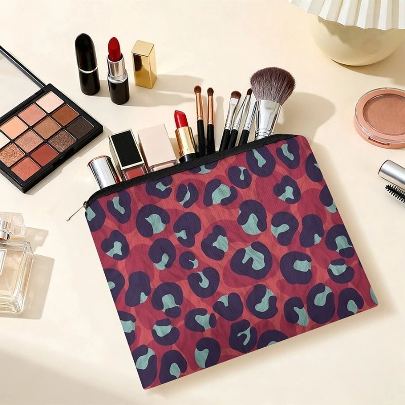 Большая косметичка с леопардовым принтом, портативный органайзер для путешествий, несессер для туалетных принадлежностей и косметики
Большая косметичка с леопардовым принтом, портативный органайзер для путешествий, несессер для туалетных принадлежностей и косметики