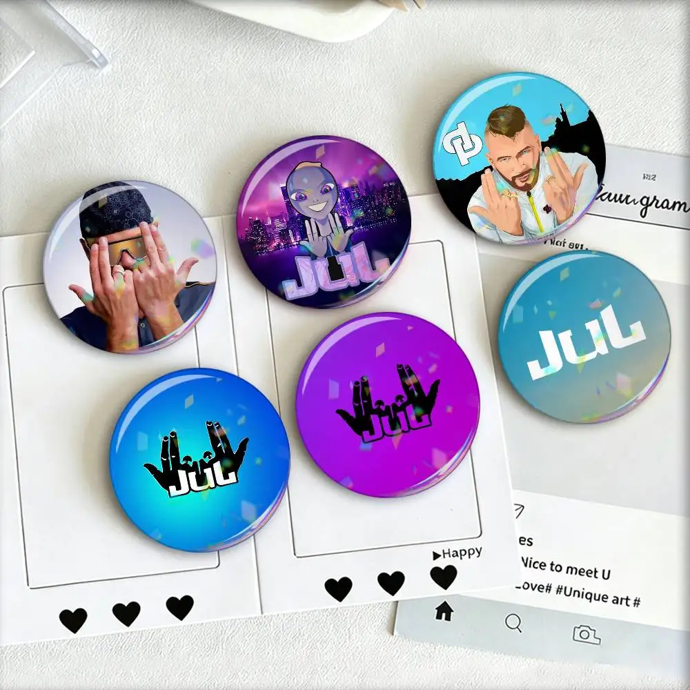 French Rapper Rap Rappeur Jul Badge 25 32 44 58 75 mm Round Fans Collect Friends Gifts Brooch Souvenir
French Rapper Rap Rappeur Jul Badge 25 32 44 58 75 mm Round Fans Collect Friends Gifts Brooch Souvenir