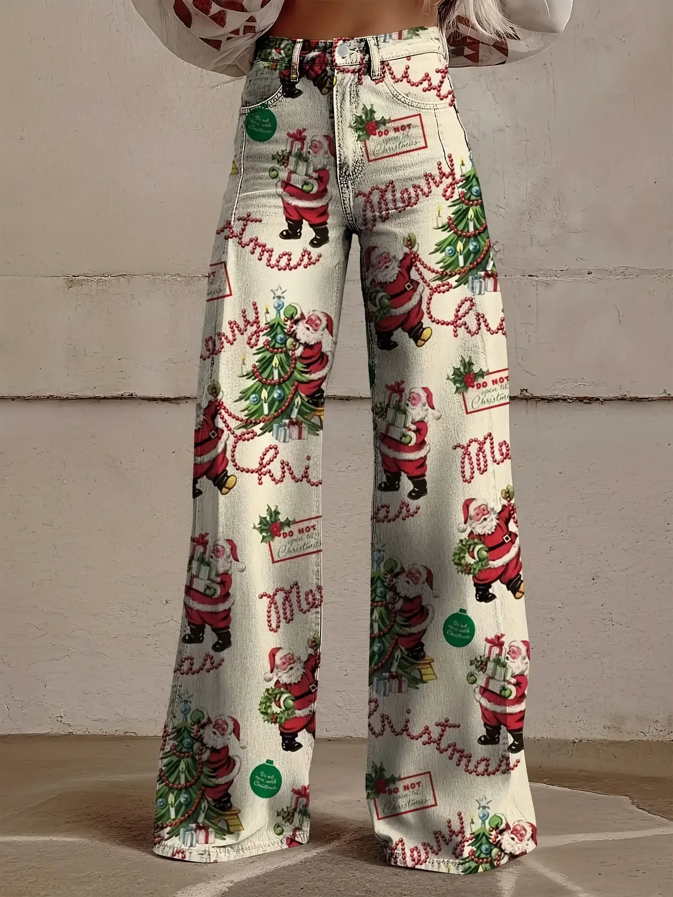 Ladies' imitation denim pants, Christmas gingerbread decoration, cane candy pattern, Spring and Autumn Decorative Button Design
Ladies' imitation denim pants, Christmas gingerbread decoration, cane candy pattern, Spring and Autumn Decorative Button Design