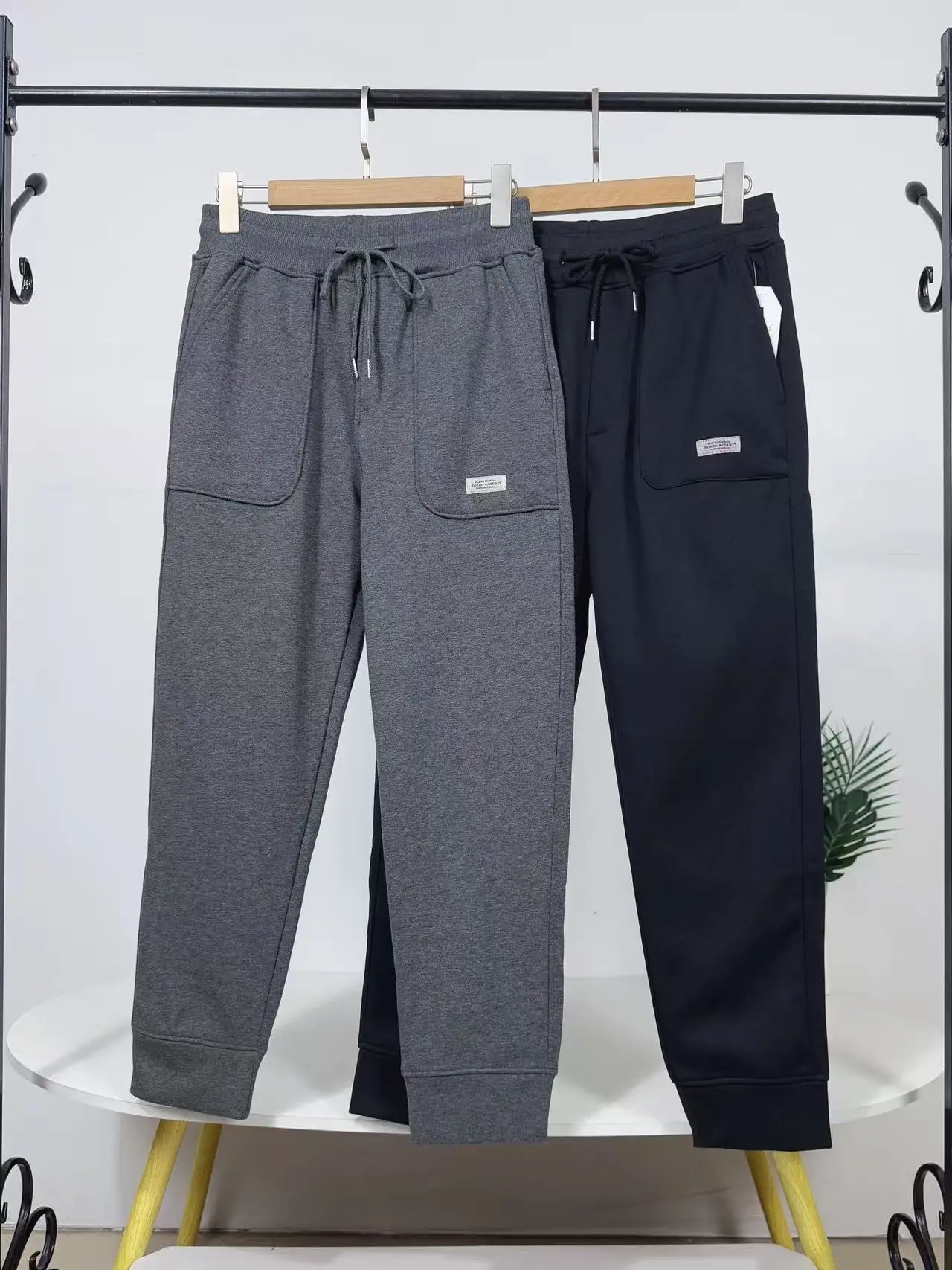 Comfortable Thiened Fce Lined Casual Pants Elastic Waist Pure Color Autumn Winter Men's Faion Urban Sle Long Pants
Comfortable Thiened Fce Lined Casual Pants Elastic Waist Pure Color Autumn Winter Men's Faion Urban Sle Long Pants