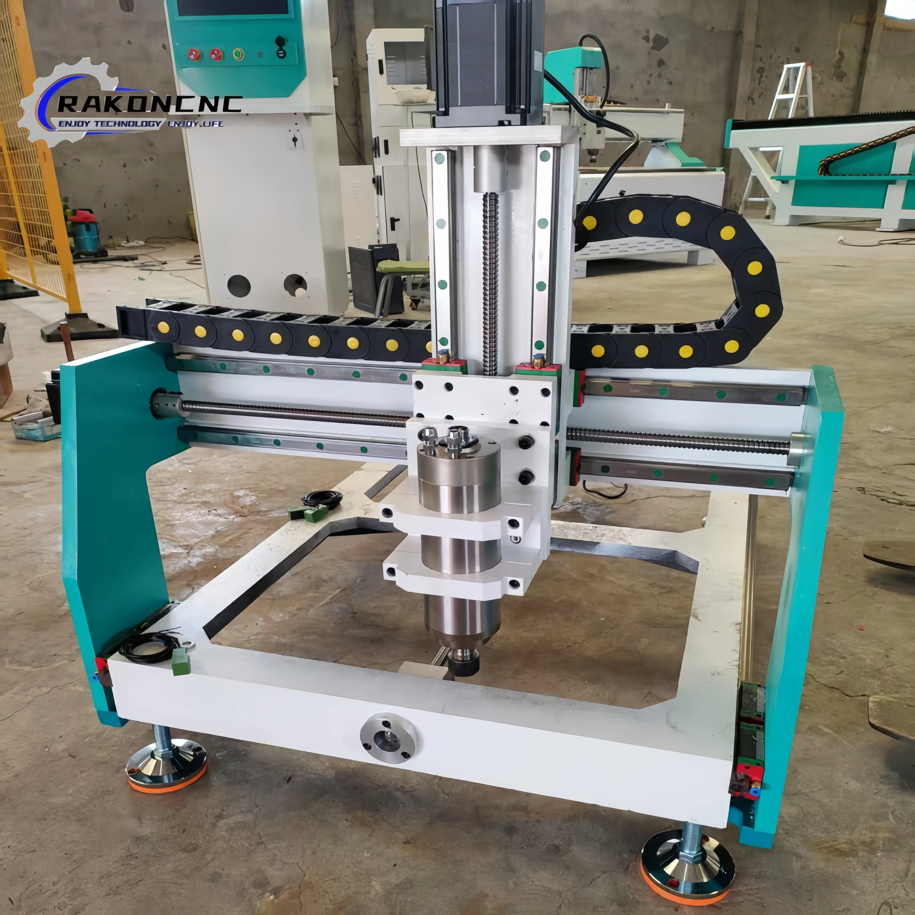 Low Table Top Factory Price Engraving Cutting Milling Machine Tools 4040 6090 Wood Cnc Router for Wood MDF Saves Shipping Costs
Low Table Top Factory Price Engraving Cutting Milling Machine Tools 4040 6090 Wood Cnc Router for Wood MDF Saves Shipping Costs