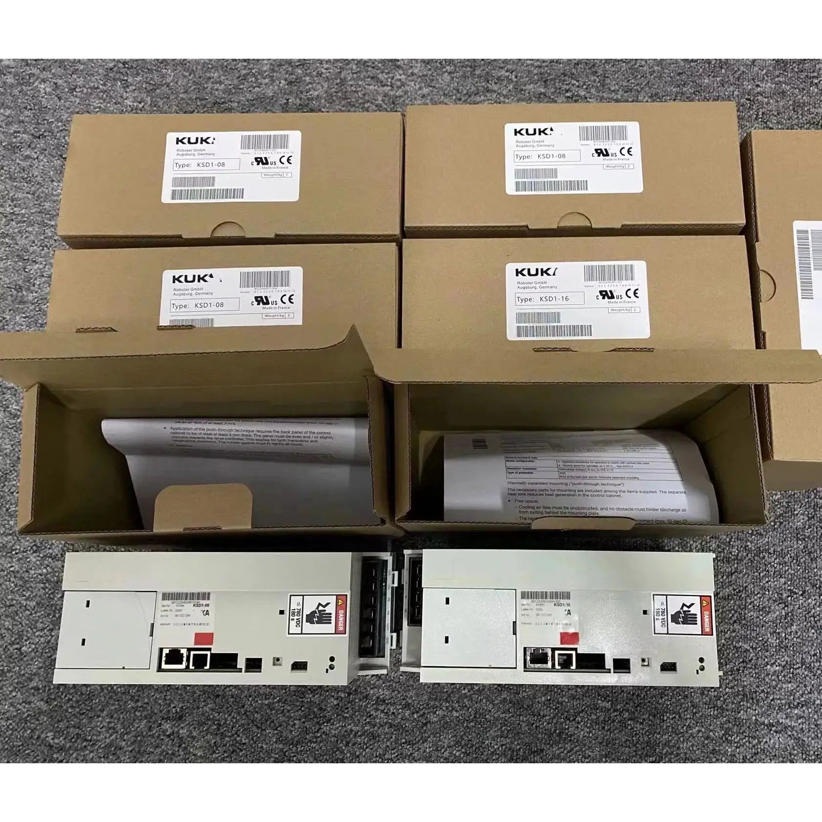 KSD1-16 E93DA552I4B531 00-122-285 Робот-привод KCP3 для KUKA 
KSD1-16 E93DA552I4B531 00-122-285 Робот-привод KCP3 для KUKA