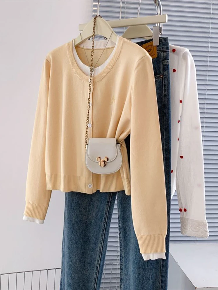 Women's Yellow Cardigan Cozy Sweater Harajuku Y2k Long Sleeves Cashmere Sweaters 90s Aesthetic Vintage 2000s Clothes Autumn 2024
Women's Yellow Cardigan Cozy Sweater Harajuku Y2k Long Sleeves Cashmere Sweaters 90s Aesthetic Vintage 2000s Clothes Autumn 2024