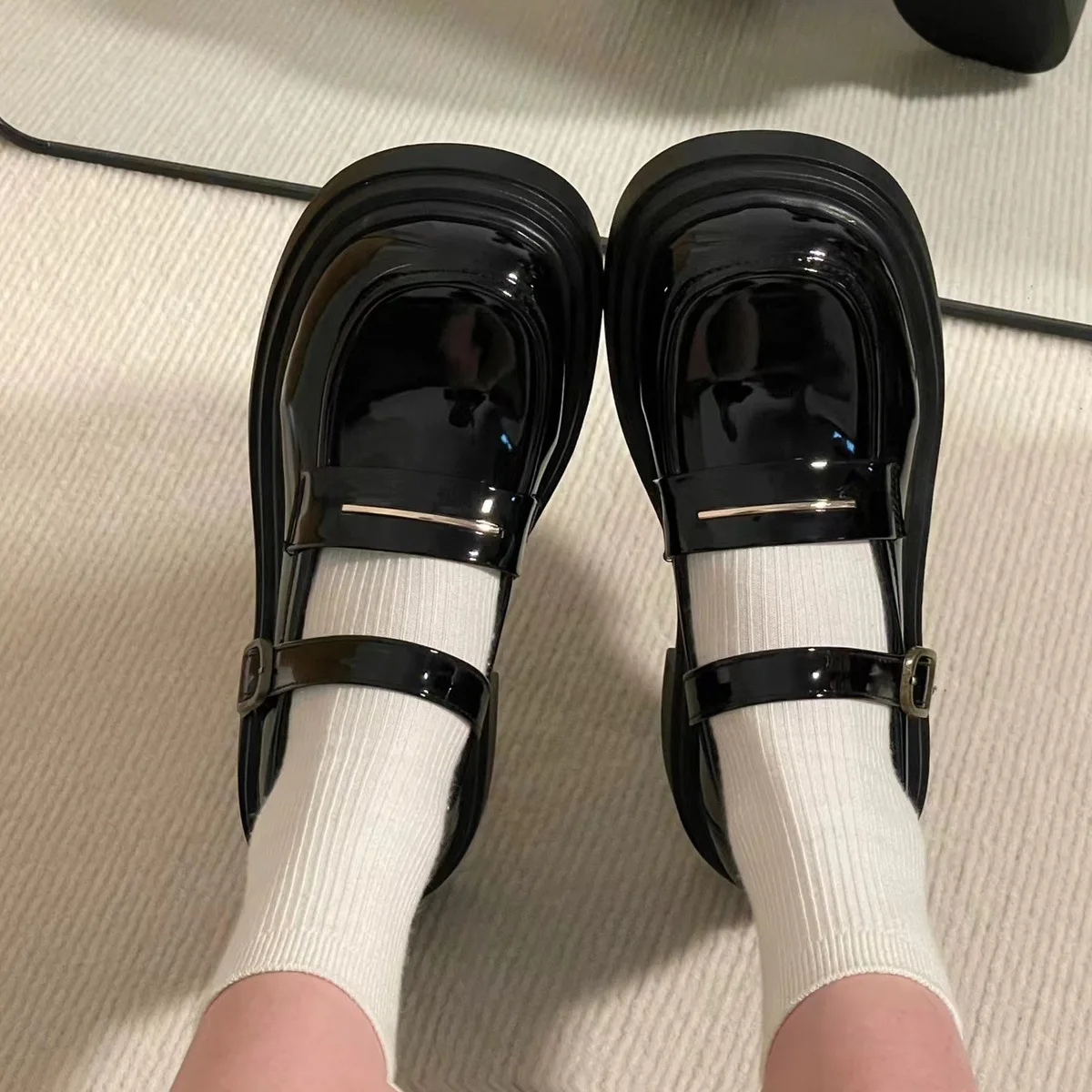 New Thick Soled Mary Jane Women Shoes Fashion Chunky Heels Retro College Style Shoes for Women Black Pumps Zapatillas Mujer
New Thick Soled Mary Jane Women Shoes Fashion Chunky Heels Retro College Style Shoes for Women Black Pumps Zapatillas Mujer