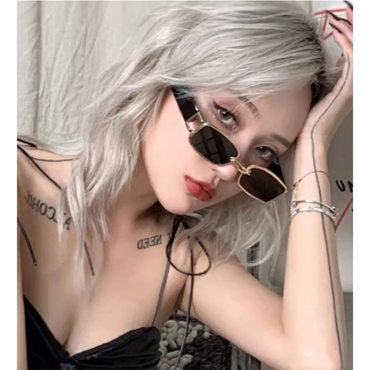 Retro Small Rectangle Sunglasses UV Protection Fashion Trendy Shades for Women Men
Retro Small Rectangle Sunglasses UV Protection Fashion Trendy Shades for Women Men