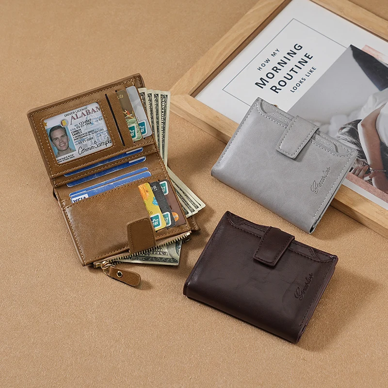 Retro PU Leather Short Wallet with Zipper Coin Pocket And ID Window Unisex Portable Money Clip for Daily Commute
Retro PU Leather Short Wallet with Zipper Coin Pocket And ID Window Unisex Portable Money Clip for Daily Commute