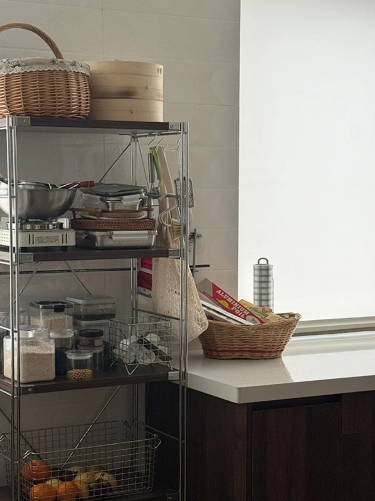 Japanese storage rack Kitchen oven Pot storage cabinet Living room dining side storage rack
Japanese storage rack Kitchen oven Pot storage cabinet Living room dining side storage rack