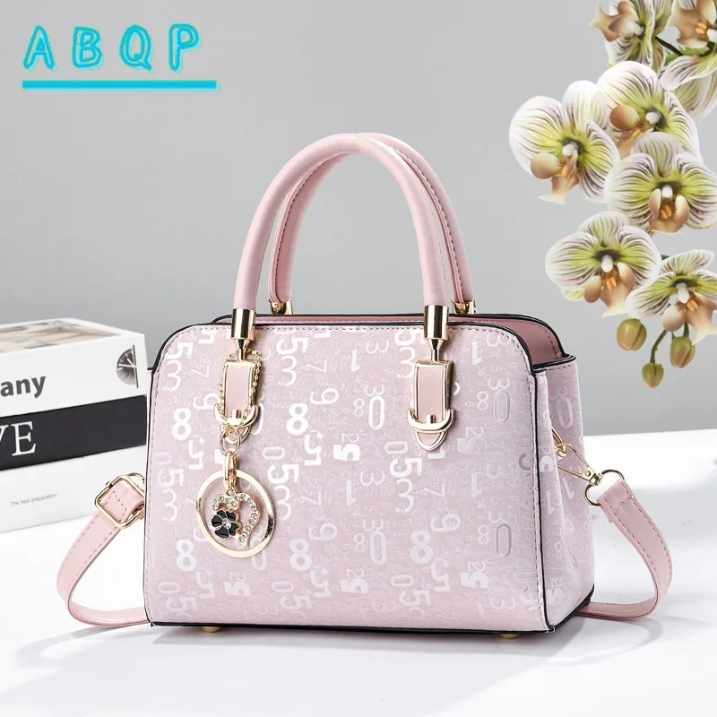Women's Handbag Luxury Brand Fashion Women's Shoulder Messenger Bag Personalized Casual Women's Bag Large Capacity High Quality
Women's Handbag Luxury Brand Fashion Women's Shoulder Messenger Bag Personalized Casual Women's Bag Large Capacity High Quality