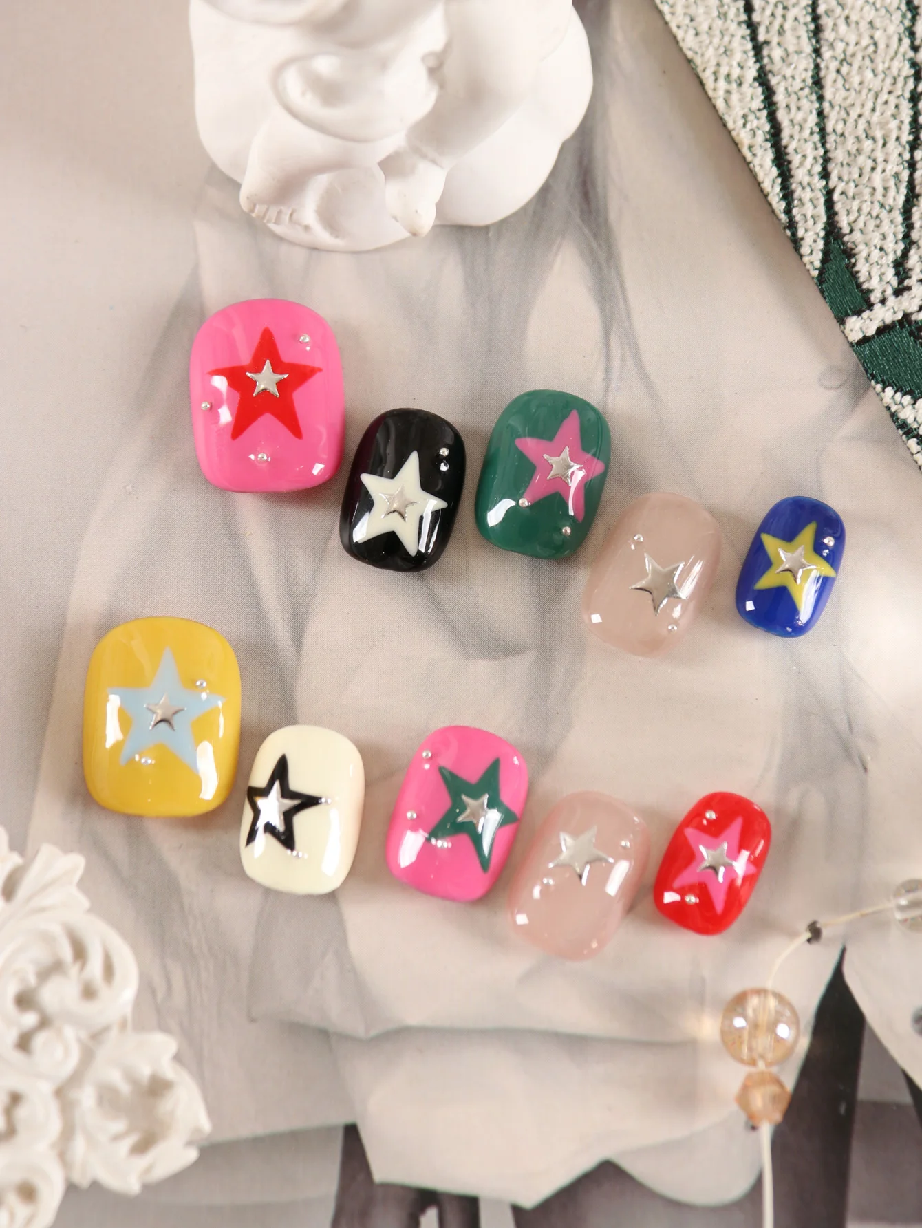 10Pcs Press on Nails Short Colorful Star Red White Green Fake Nails Includes 1 Sheet of Adhesive Tabs & 1 Pc Mini File
10Pcs Press on Nails Short Colorful Star Red White Green Fake Nails Includes 1 Sheet of Adhesive Tabs & 1 Pc Mini File