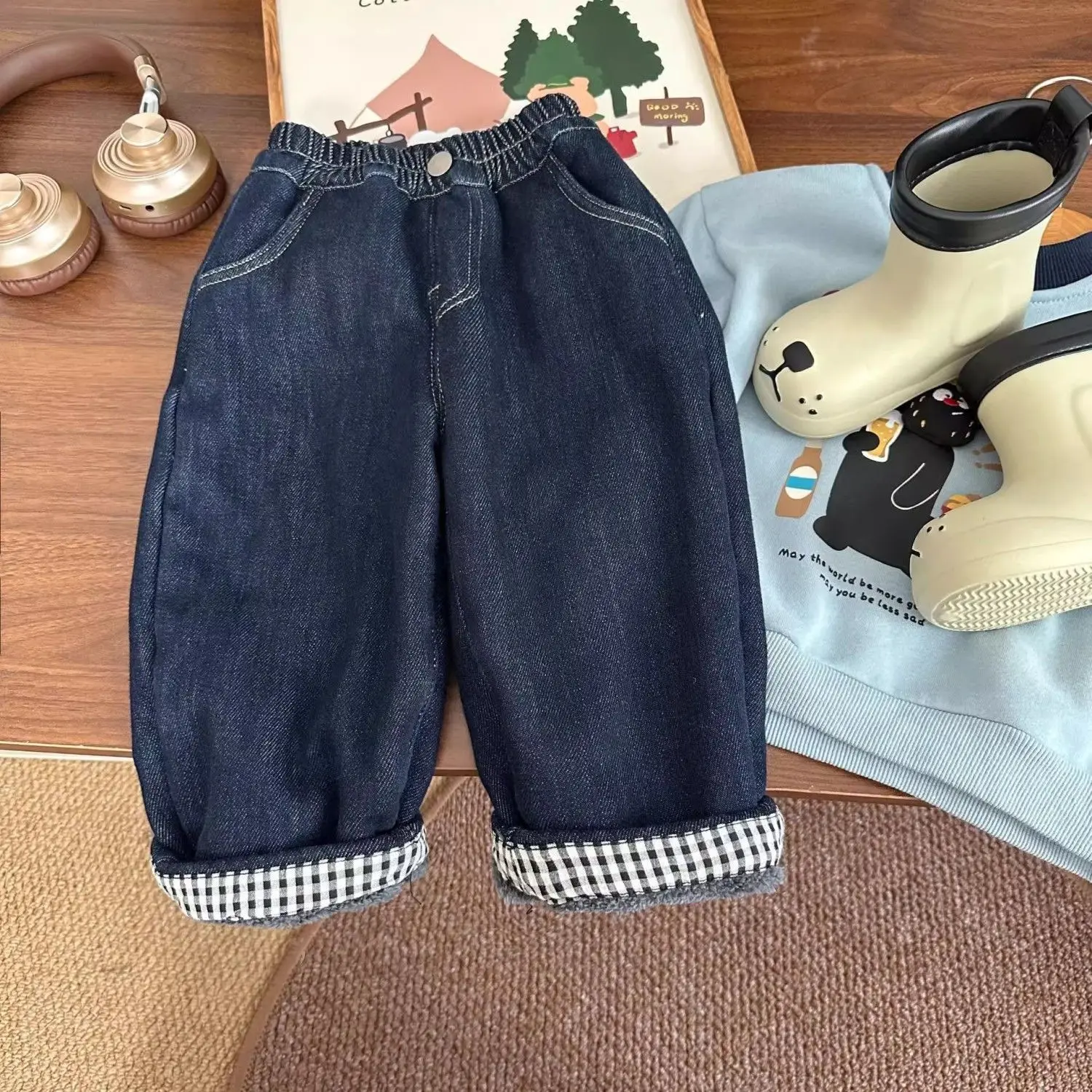 Джинсы для малышей на весну 2026: универсальные, в клетку, свободные, синие, на резинке, для новорожденных мальчиков
Джинсы для малышей на весну 2026: универсальные, в клетку, свободные, синие, на резинке, для новорожденных мальчиков