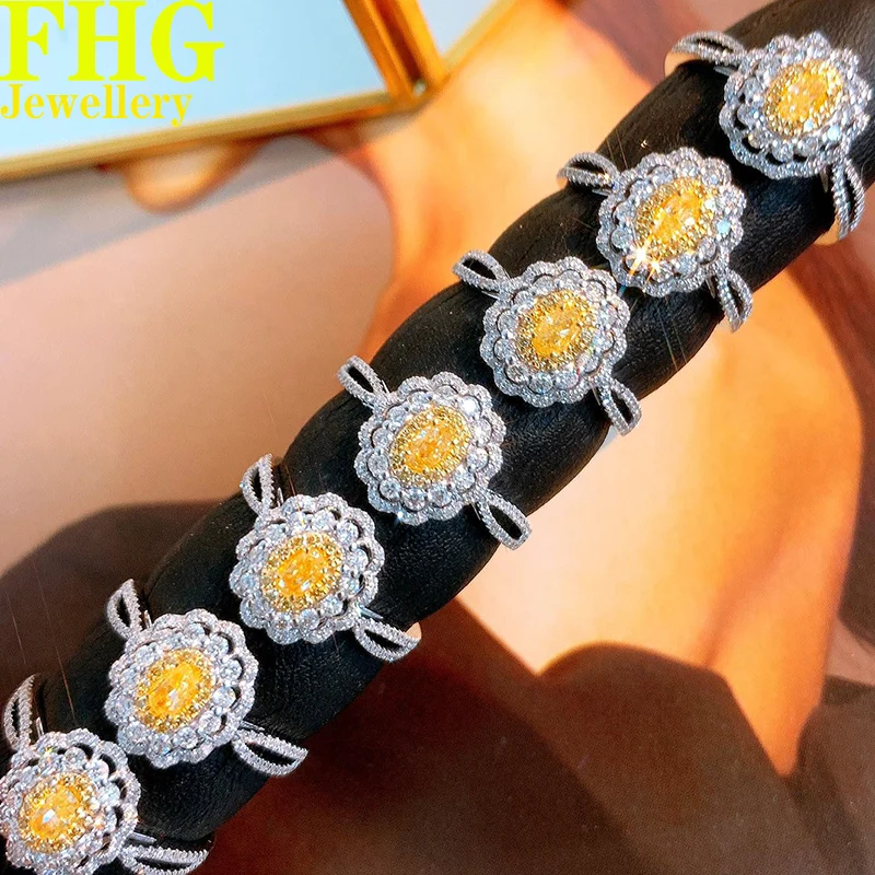 0.55Carat Diamond Au750 18K White Gold Natural Oval Yellow Diamond With white diamond Ring Ladies Birthday Party Gift Jewelry
0.55Carat Diamond Au750 18K White Gold Natural Oval Yellow Diamond With white diamond Ring Ladies Birthday Party Gift Jewelry