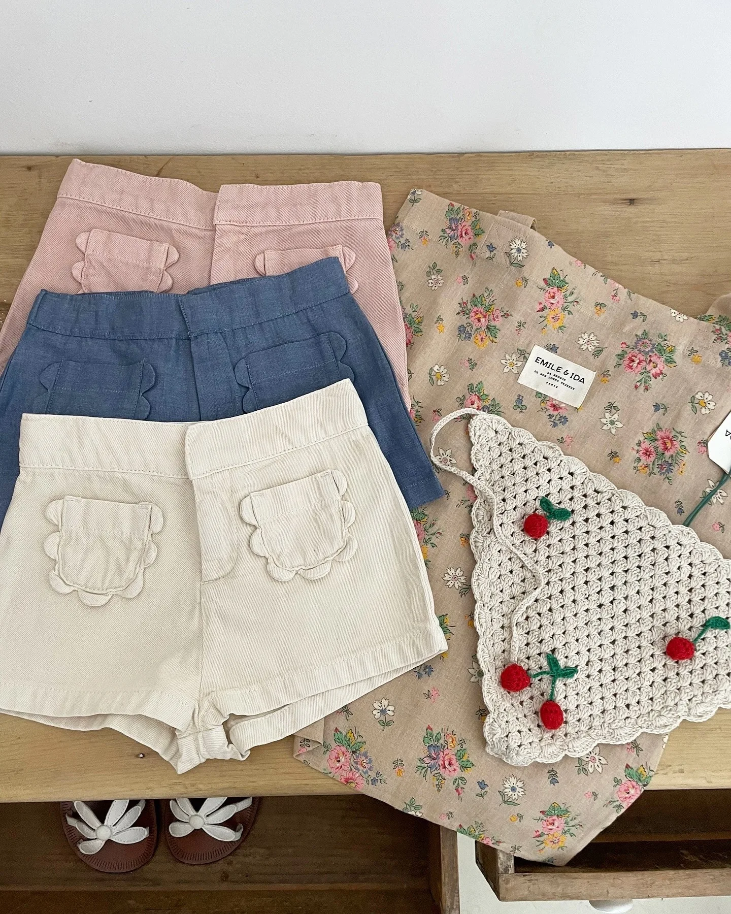 2024 Fall Girls Shorts Jeans Shorts Pants Kids Clothes and Pants Siblings clothes Girls Pants Boys Pants Casual Travel
2024 Fall Girls Shorts Jeans Shorts Pants Kids Clothes and Pants Siblings clothes Girls Pants Boys Pants Casual Travel